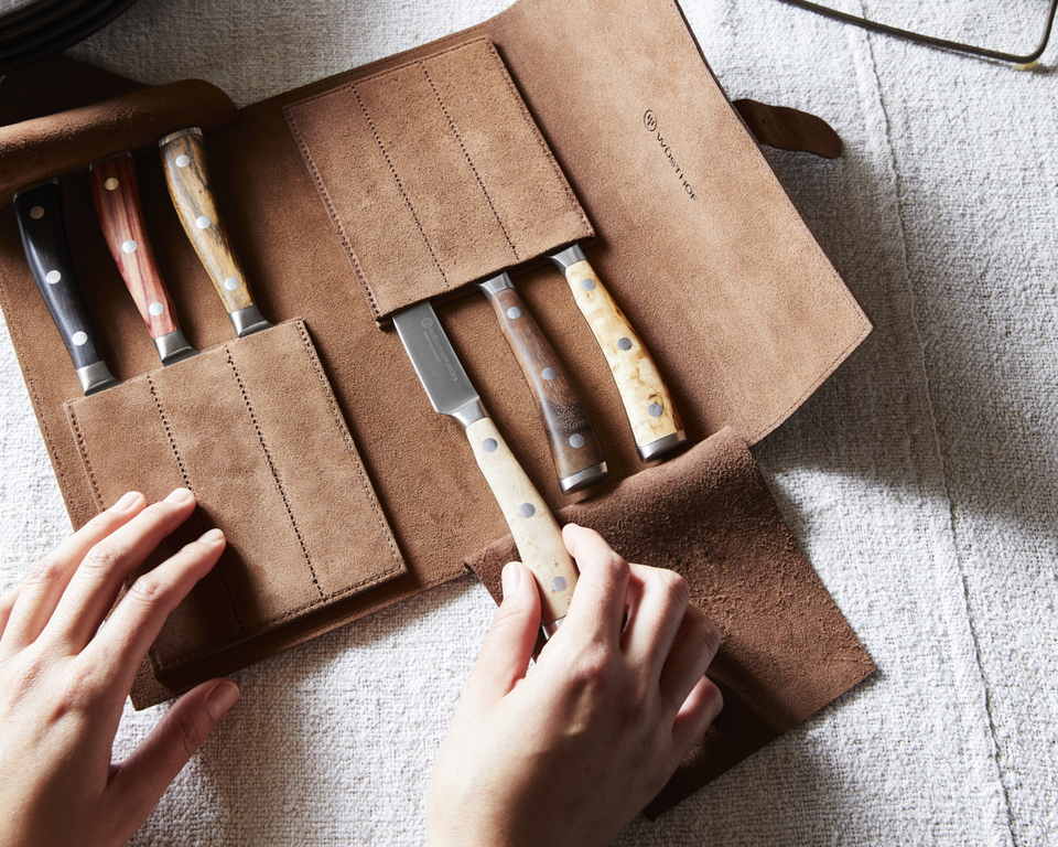 WÜSTHOF Ikon steak knife set with leather case
